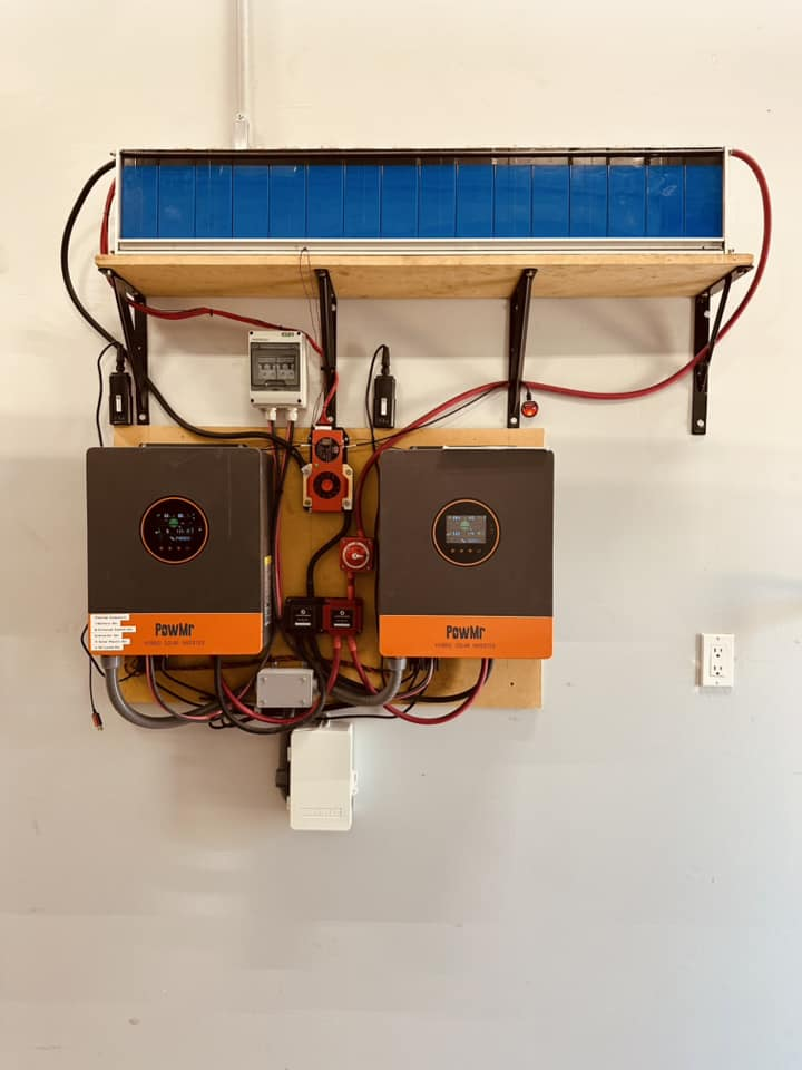 Richard Kosar’s Dual-Inverter Solar System for 240VAC HVAC in Scottsdale, Arizona